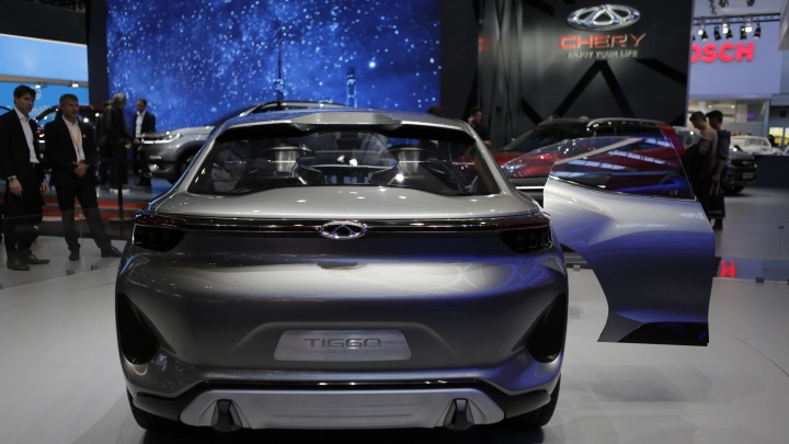 Китай может запретить перепродажу новых автомобилей в течение полугода