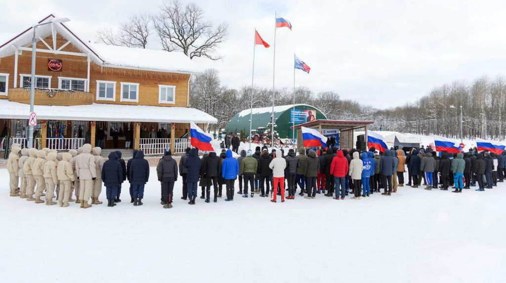 Брянские сотрудники ФСБ взяли золото на лыжном чемпионате