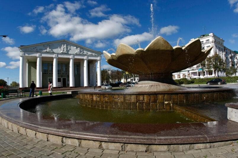 Куда можно сходить в саранске. Театр Саранск. Саранск фотографии.