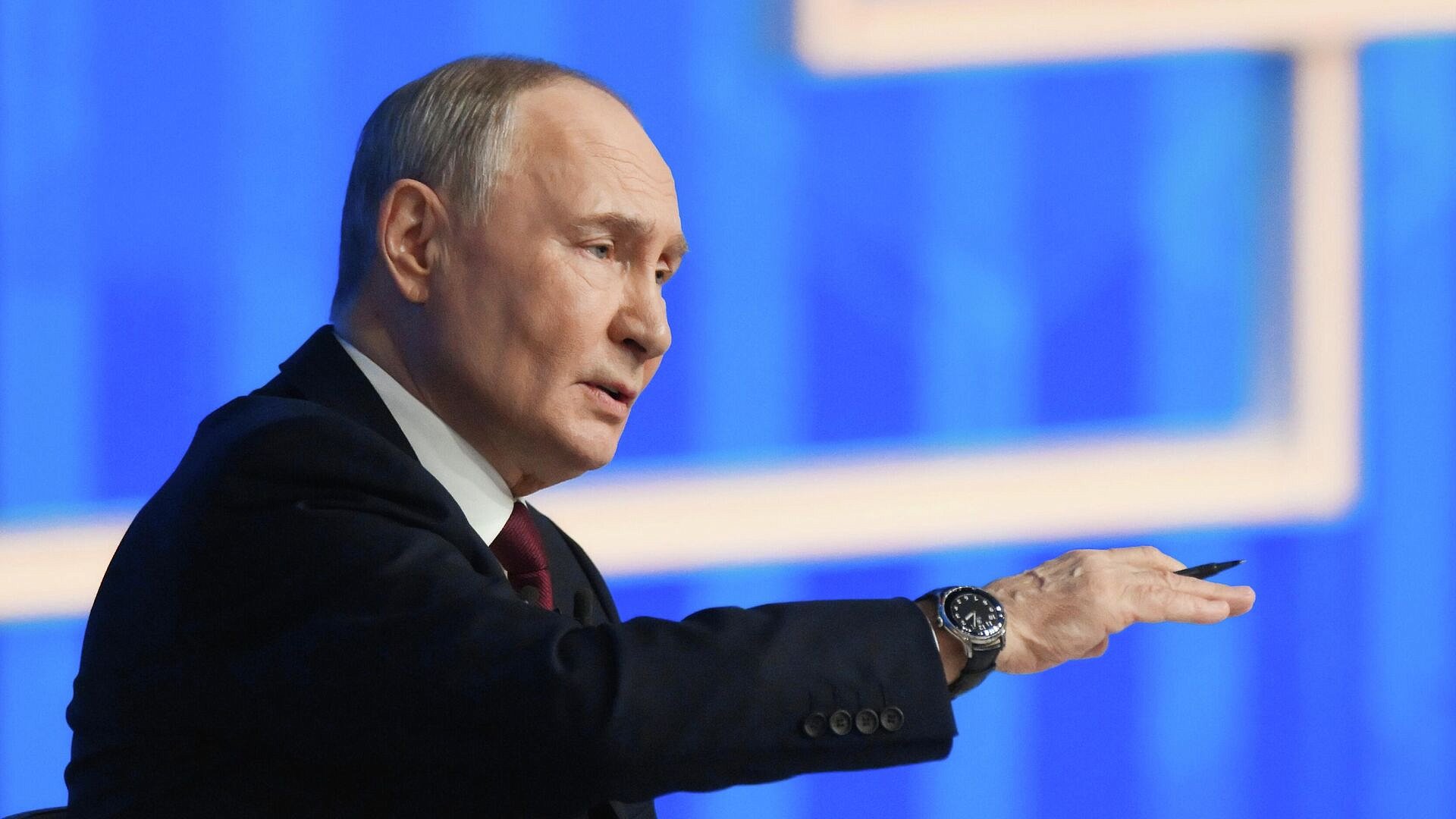 Путин: Россия работает над сохранением правды о жертвах народов для Победы