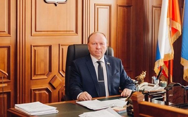 Поздравление Председателя Народного Хурала Республики Бурятия В.А.Павлова С Международным женским днём 