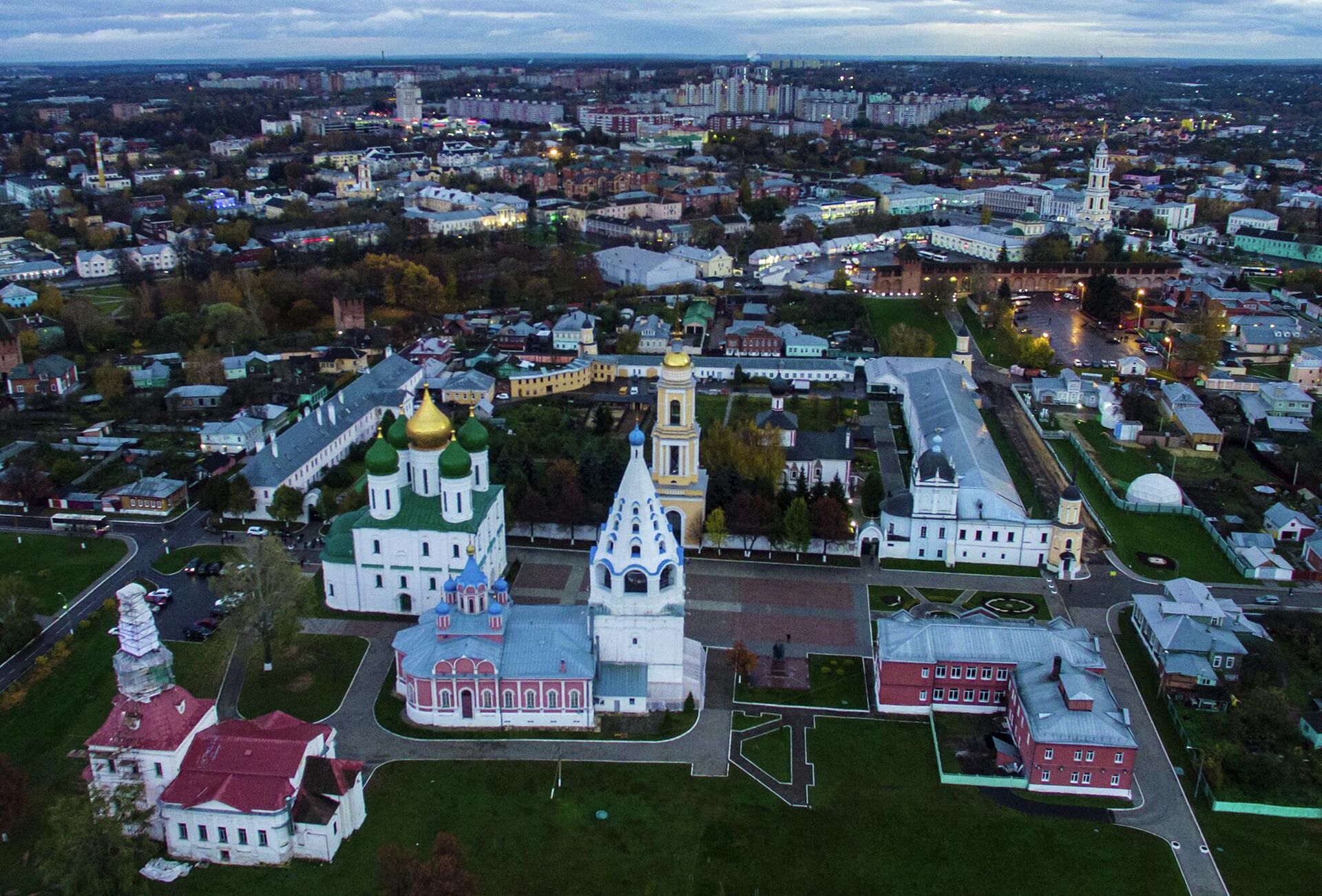 Успенский собор в Коломне сверху