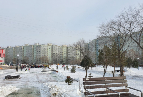 В Хабаровске школьники и студенты проводили зиму
