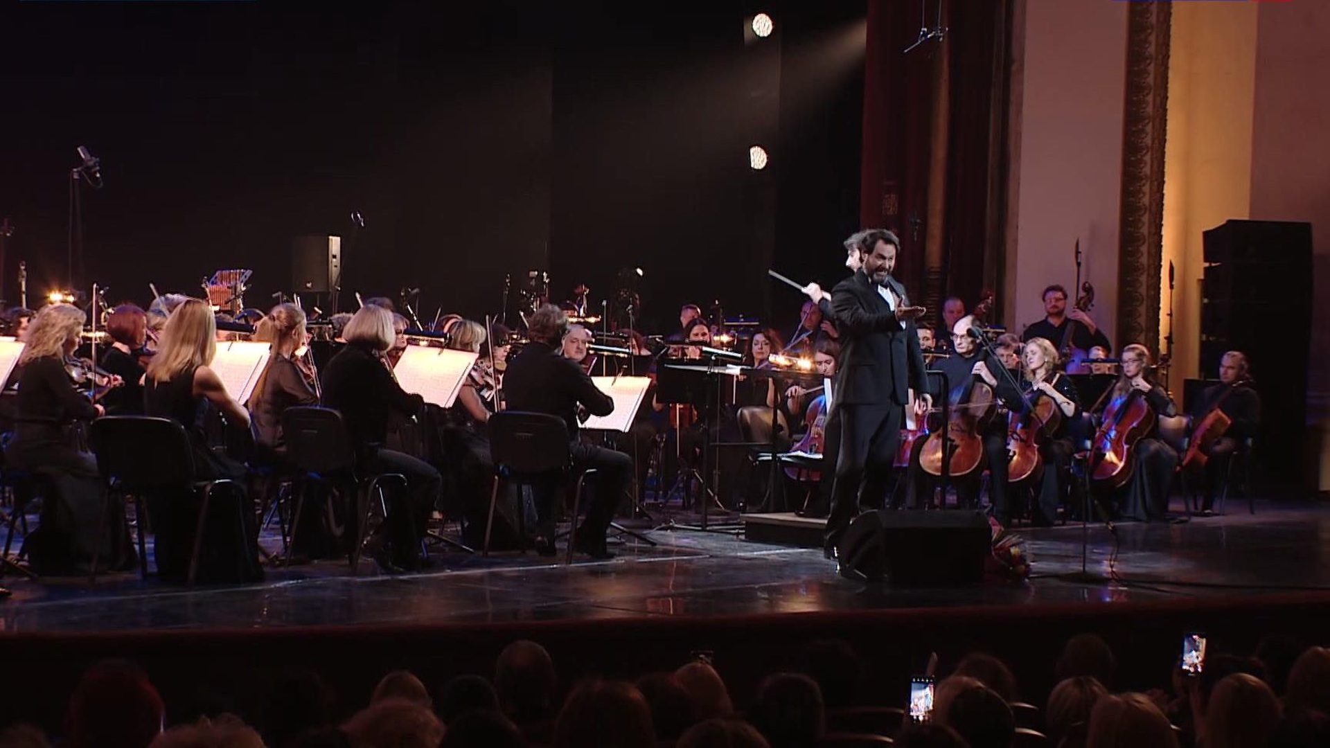 Ильдар абдразаков - день победы. Фестиваль ильдара абдразакова 2021. Концерт абдразакова 9 мая. Фестиваль ильдара абдразакова 2021. Ильдар абдразаков концерт 9 мая 2024.