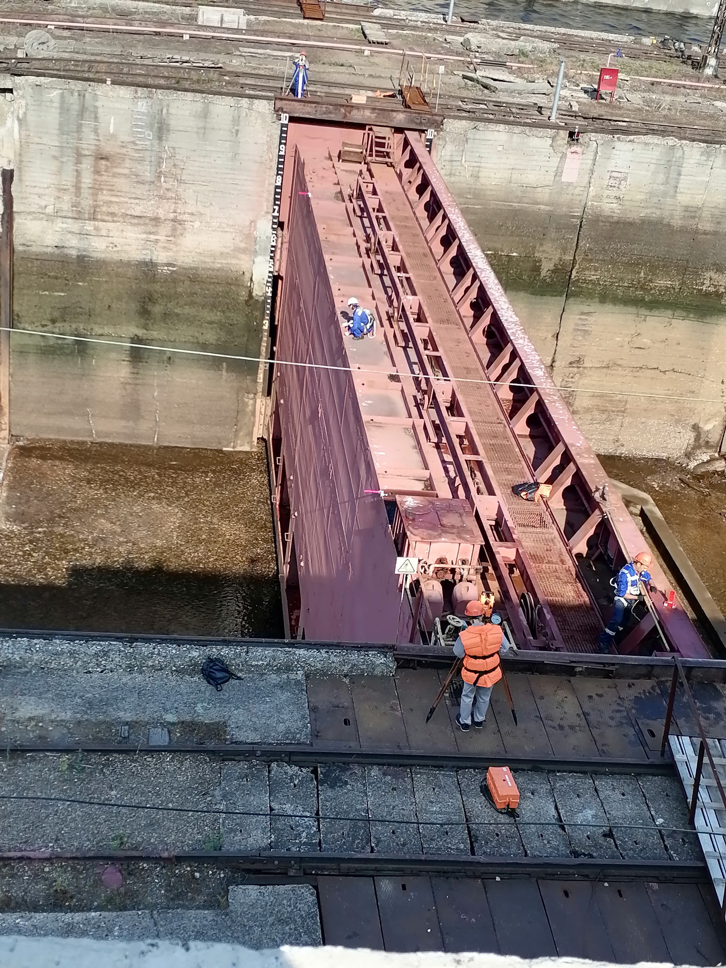 Путевая по камскому бассейну. Путевая по камскому бассейну. Путевая по камскому бассейну. Путевая по камскому бассейну. Стапель в строительстве.