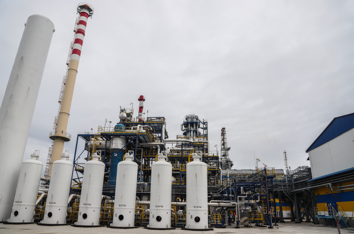 Анпз. АНПЗ Тюмень. Антипинский завод Тюмень. Антипинский нефтеперерабатывающий завод. Нефтеперерабатывающий завод в Тюменской области