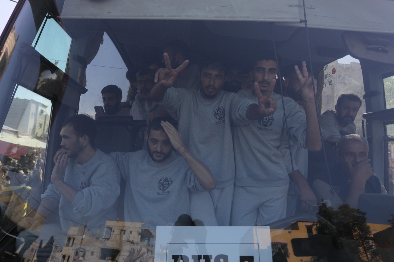 Палестинцы, освобождённые в результате соглашения о прекращении огня.