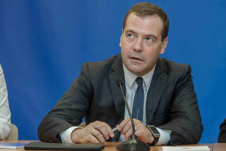 Зам совбеза. Совет безопасности РФ Медведев председатель.