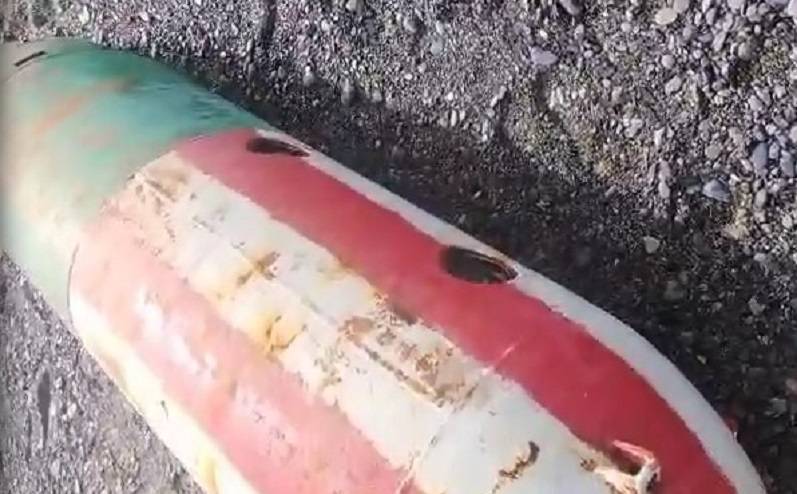 «Оба заряда на месте»: видео с места обнаружения пугающей находки на пляже в Приморье