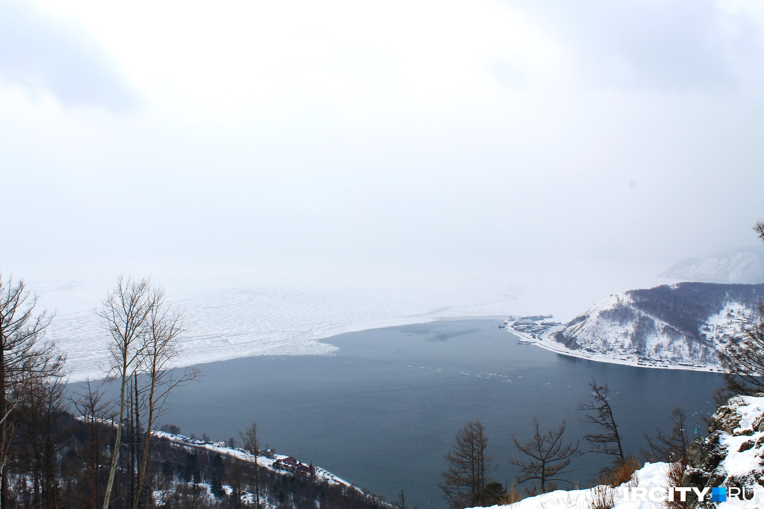 река ангара в ангарске. почему не замерзла ангара. река ангара замерзает зимой. река ангара замерзает зимой. почему не замерзла ангара.