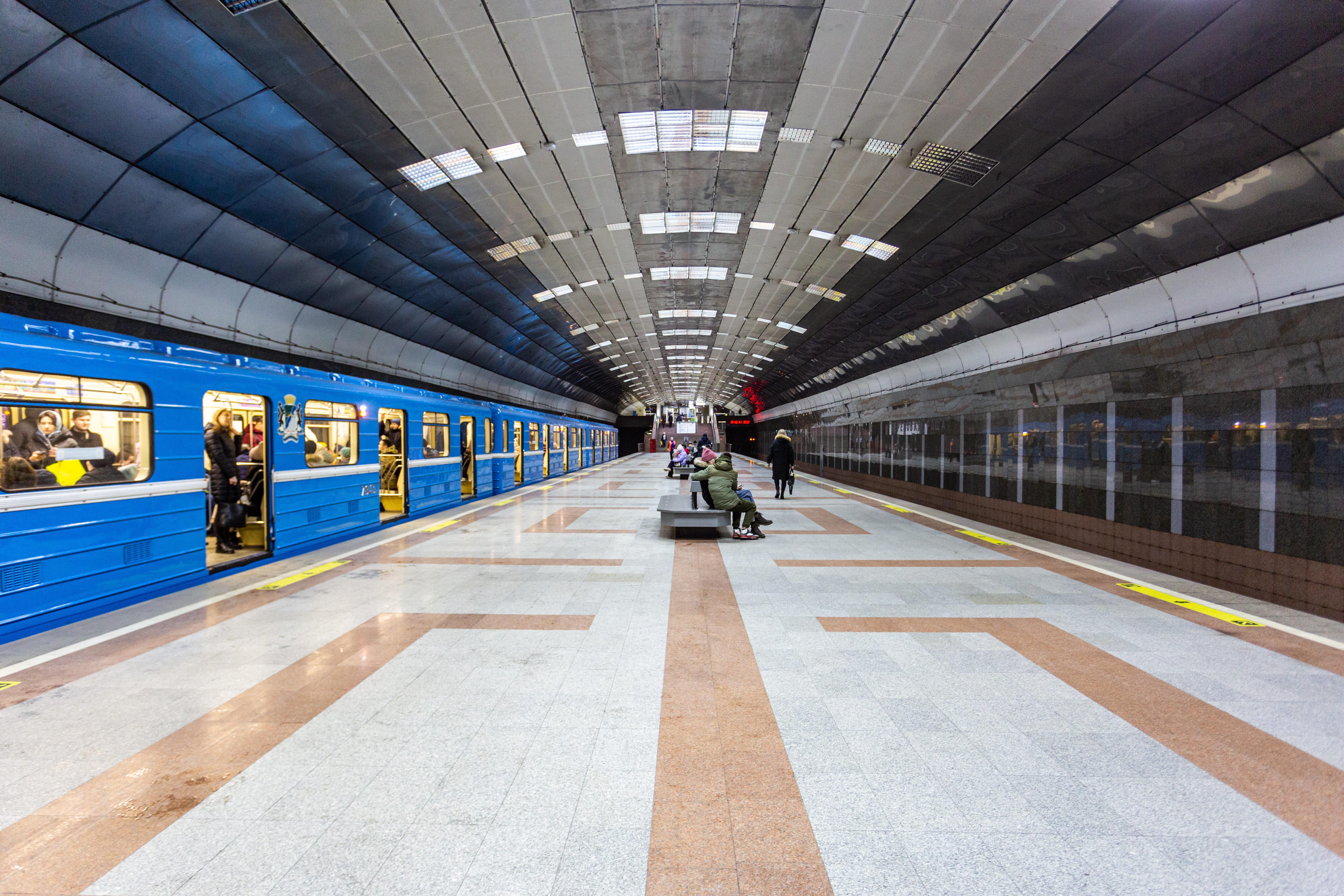метро в новосибирске на речном