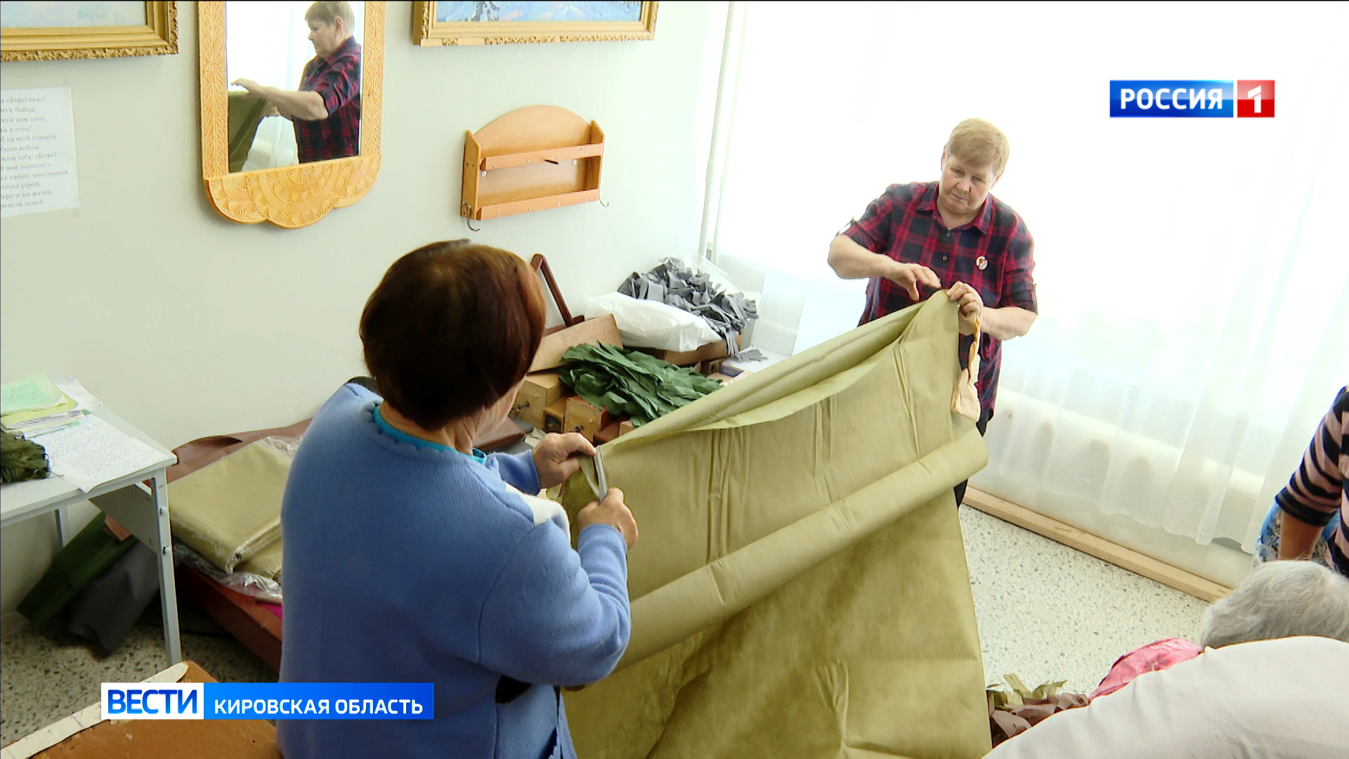 Пенсионерки из Пижанского района несколько лет помогают бойцам в зоне СВО