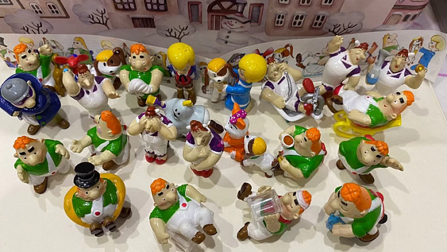 Житель Новосибирска продает коллекцию игрушек из «Киндер Сюрприза» за 20,5 тысяч рублей