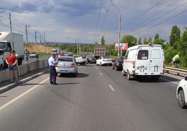 Водитель переехал женщину несколько раз
