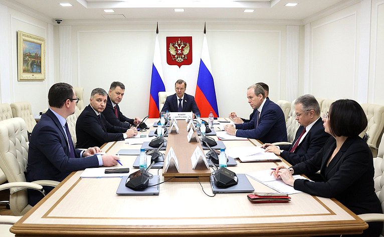 Первый заместитель Председателя СФ Андрей Яцкин провел совещание рабочей группы по осуществлению мониторинга реализации плана мероприятий (дорожной карты) по оздоровлению и развитию водохозяйственного комплекса реки Дон