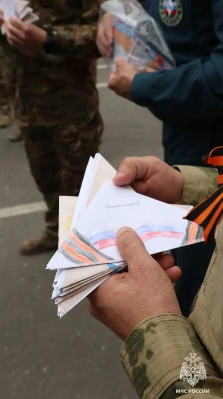 Агитбригада ветеранов МЧС России с концертной программой посетила Запорожскую область