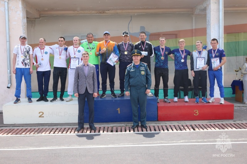 В Чите прошли соревнования по пожарно-спасательному спорту