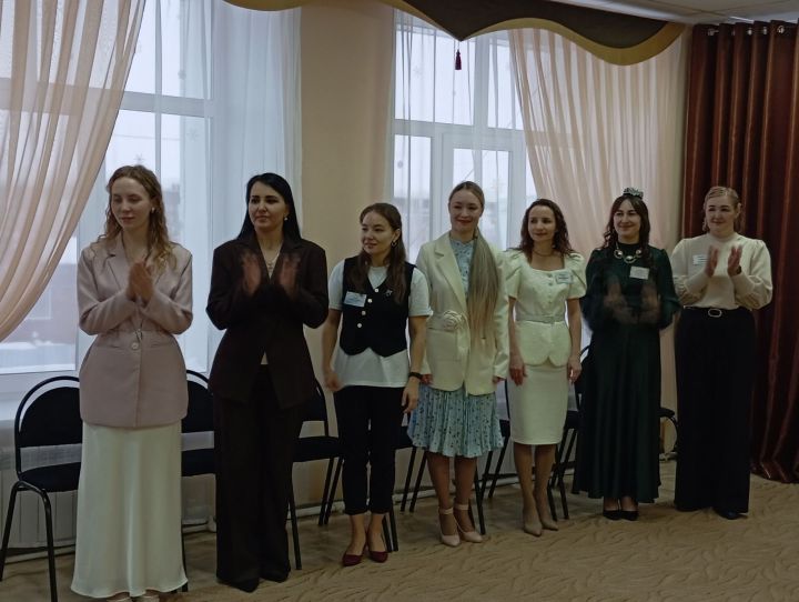 На базе Детского сада №5 прошёл зональный этап конкурса «Воспитатель года»