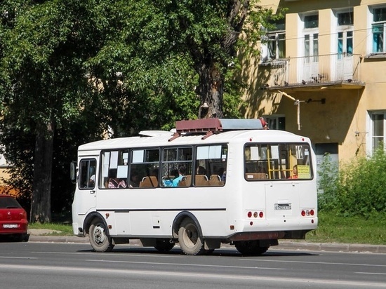 В Невинномысске запустили сезонные маршруты общественного транспорта