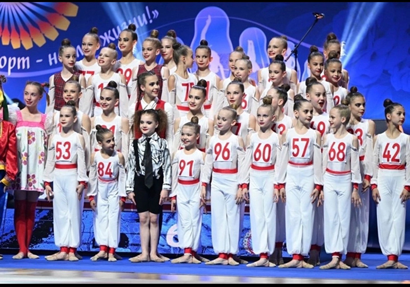 Винер спорт. Гимнастки. Художественная гимнастика 2023. Дворец гимнастики Ирины Винер-Усмановой. Спортсменка по гимнастике награждение.