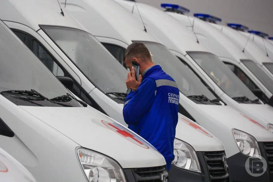 В Волгограде в ДТП со встречкой погиб человек