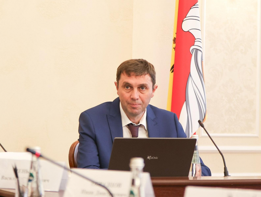 На миллион рублей увеличены расходы на содержание мэра Воронежа 