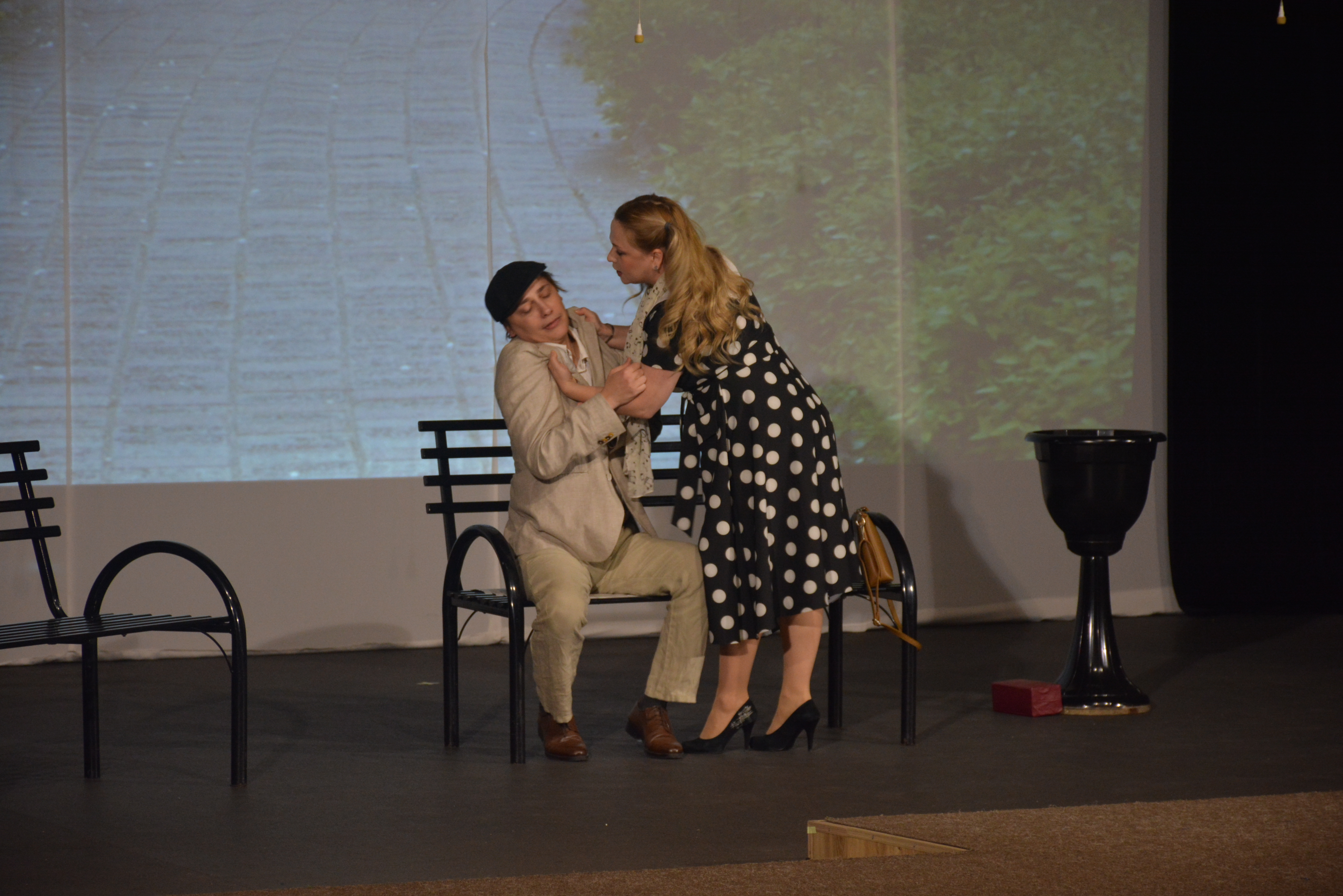 В ГЦИ прошла премьера спектакля «Скамейка»