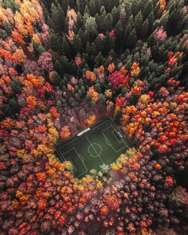 Краски осенней Москвы на фото Виталия Головатюка. - Sputnik Абхазия