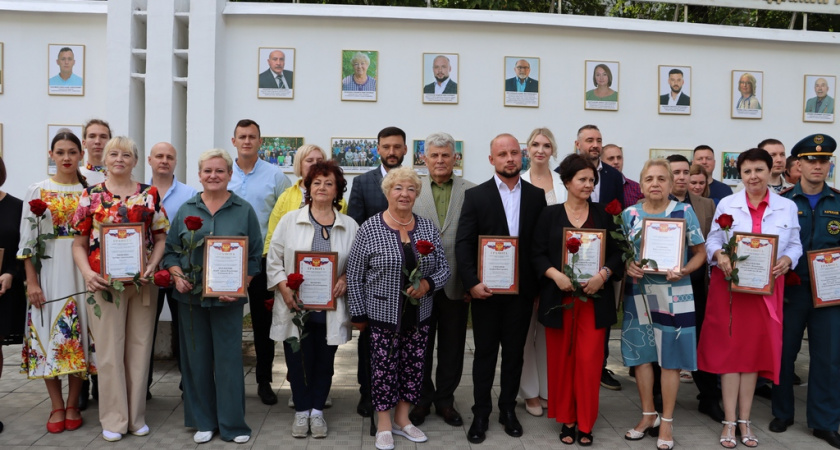 На Доске Почета Октябрьского района во Владимире появились новые имена