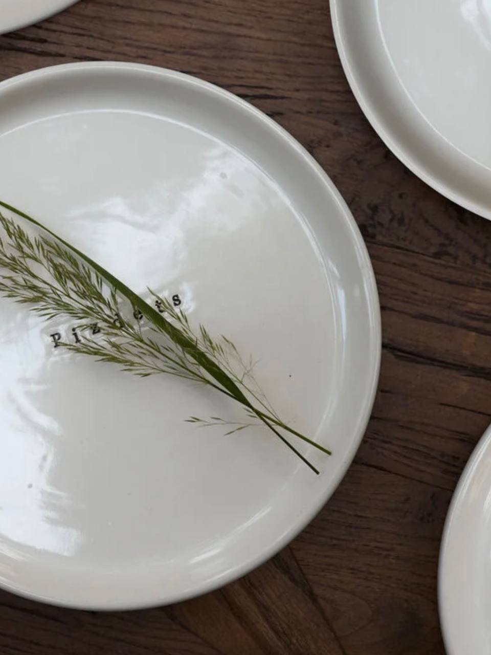 Экс-главред Vogue Russia Алена Долецкая представила серию керамики (фото 3)