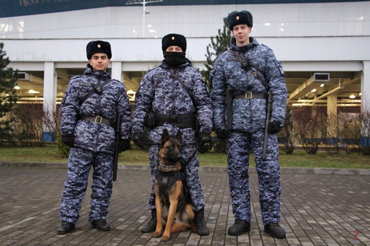 В Калининграде росгвардейцы обеспечили безопасность футбольного матча РПЛ