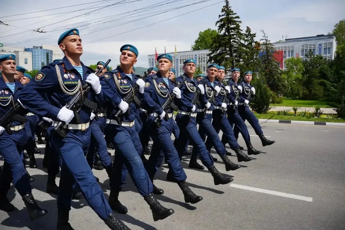 В Новороссийске ограничат движение транспорта для проведения Парада Победы