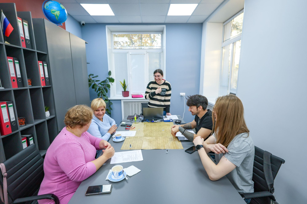 лечебная гимнастика г. гранты на социальные проекты. реализация социального проекта. сущность социального проекта. центре реализации социальных проектов.