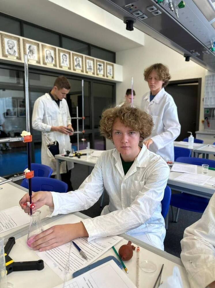 Кемеровский школьник представит Россию на Международной олимпиаде по химии