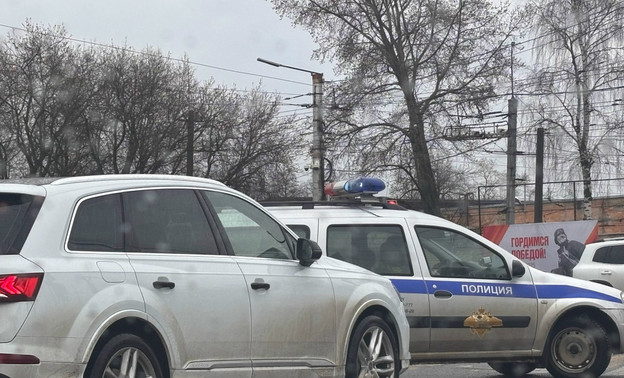 Пьяный подросток в Кирове сбил сотрудника полиции