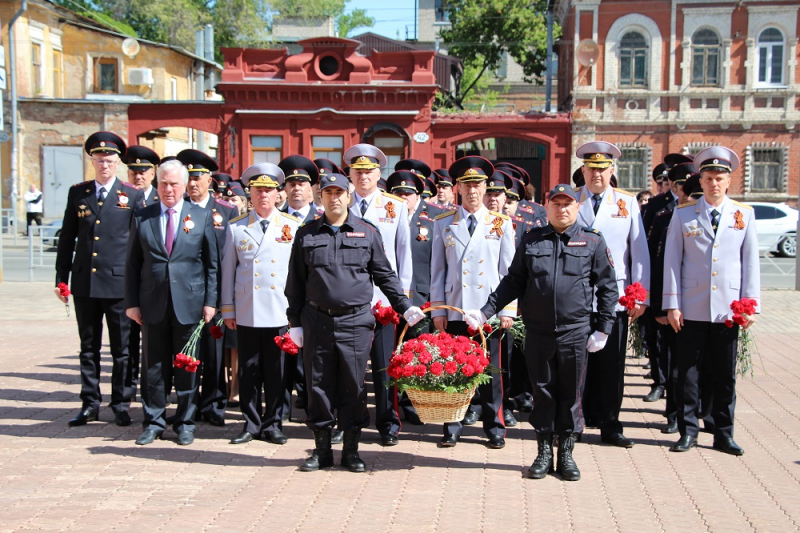 Герои сотрудники органов внутренних дел