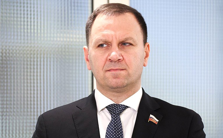 Михаил Илезов