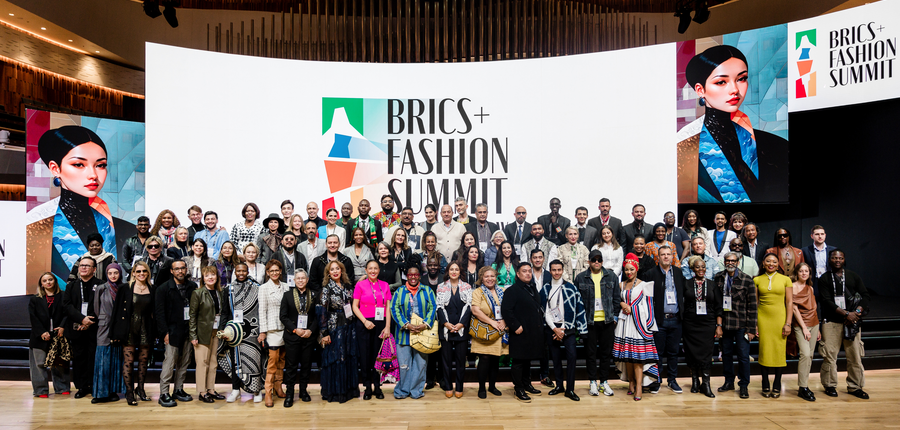 Общее фото делегатов_Пресс-служба BRICS+Fashion Summit.png