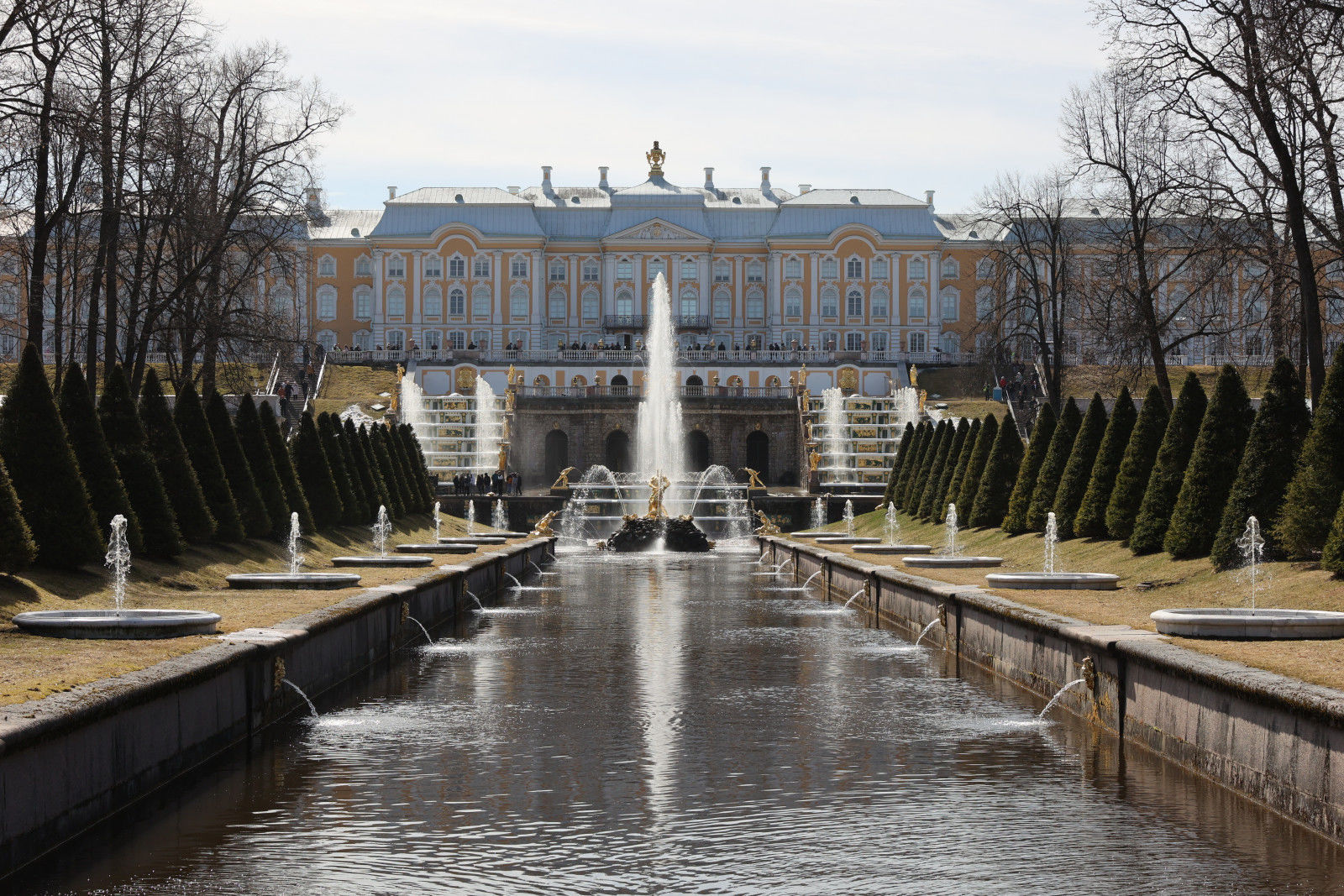 Царицын павильон в петергофе часы работы. Петергоф нижний парк. Петергоф парк часы работы 2024. Нижний парк петергофа петергоф фонтаны. Табло с режимом работы.
