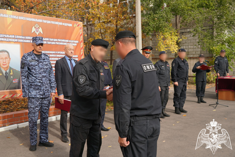 В Ульяновске начальник Управления Росгвардии поздравил отряд ОМОН «Симбир» с профессиональным праздником