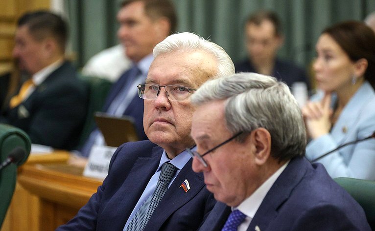 Парламентские слушания Комитета СФ по федеративному устройству, региональной политике, местному самоуправлению и делам Севера «Инновации и современные технологии в строительстве и жилищно-коммунальном хозяйстве»