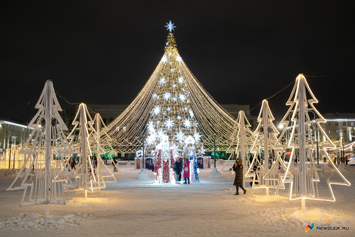 Киров заплатит полтора миллиона за демонтаж новогодних элементов