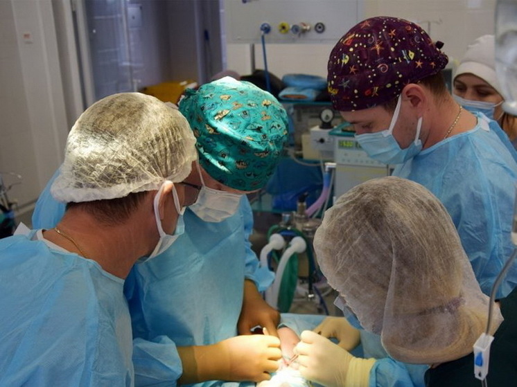 В Чувашии хирурги провели успешную операцию пациентке с опухолью гортани