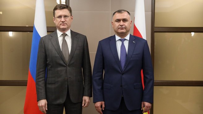 Александр Новак встретился с Президентом страны Асланом Гаглоевым