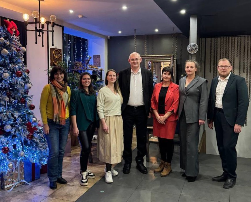 5.Поздравляем Александру Никифорову и Марию Сафонову с успешной защитой кандидатских диссертаций!