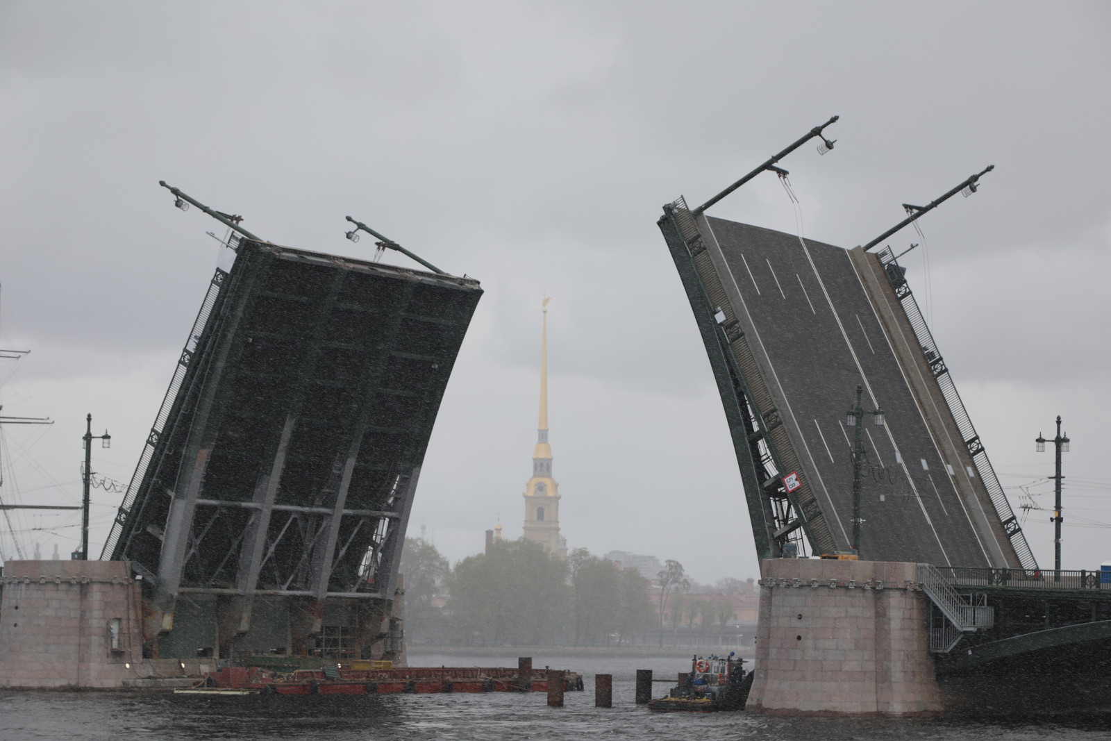 питер разведение мостов