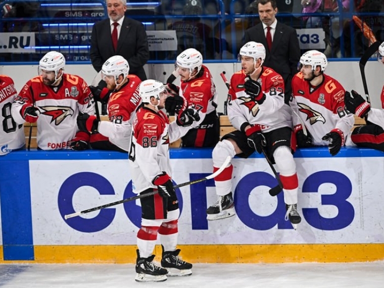 Авангард вышел в плей офф. Хоккей авангард. Авангард вышел в финал. Кхл авангард. Авангард вышел в финал.