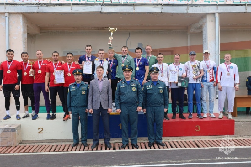 В Чите прошли соревнования по пожарно-спасательному спорту