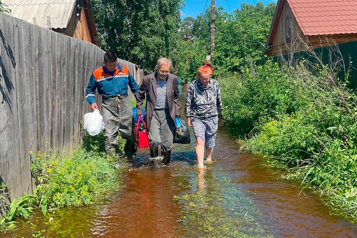 Паводок 72 рфи. Паводок. Наводнения в России. Чита наводнение. Паводки в Забайкальском крае 2022.