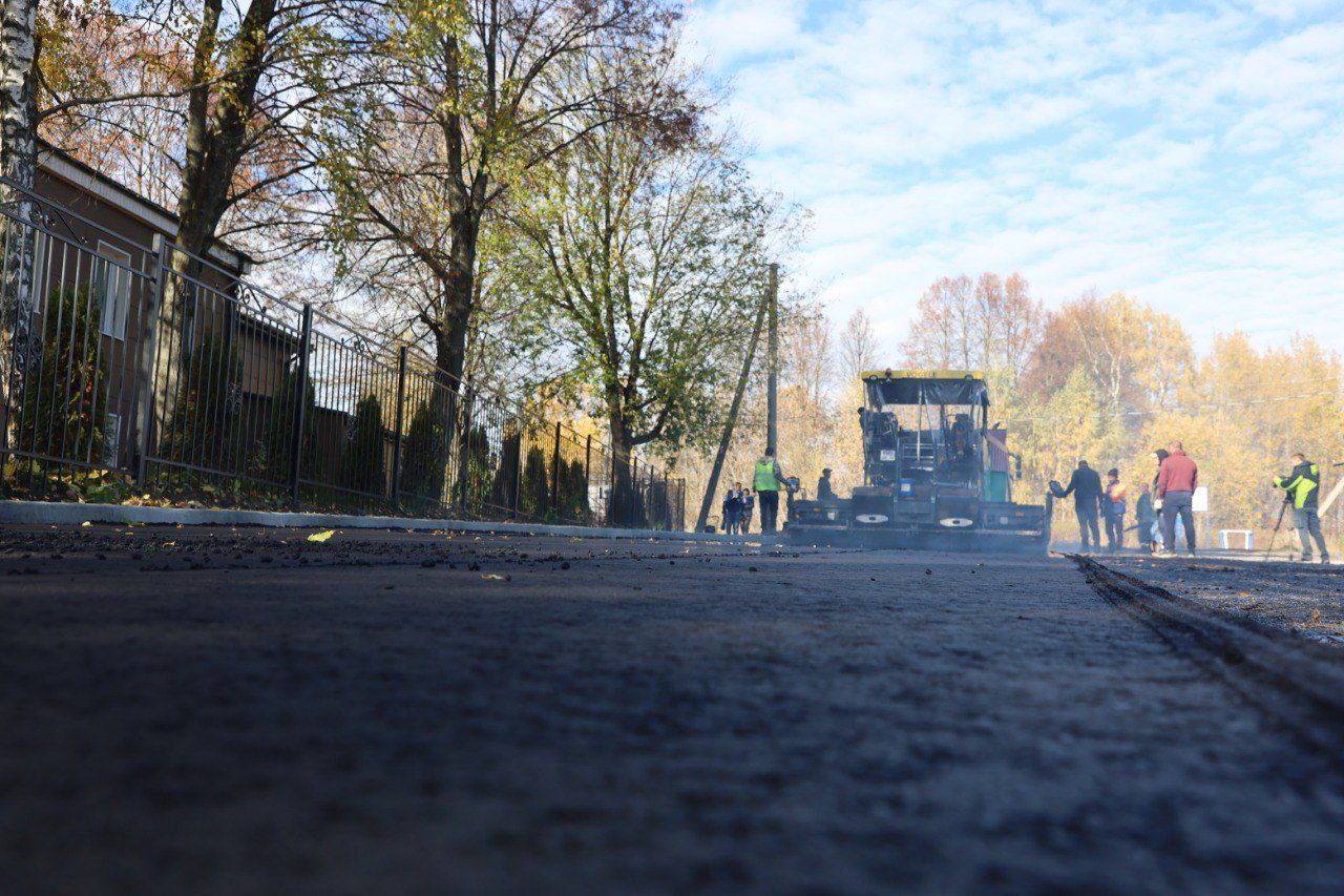 Народный бюджет благоустройство парковки около школы. Аномальные места Серпухова. Фото благоустройство Бутурлино Нижегородской.